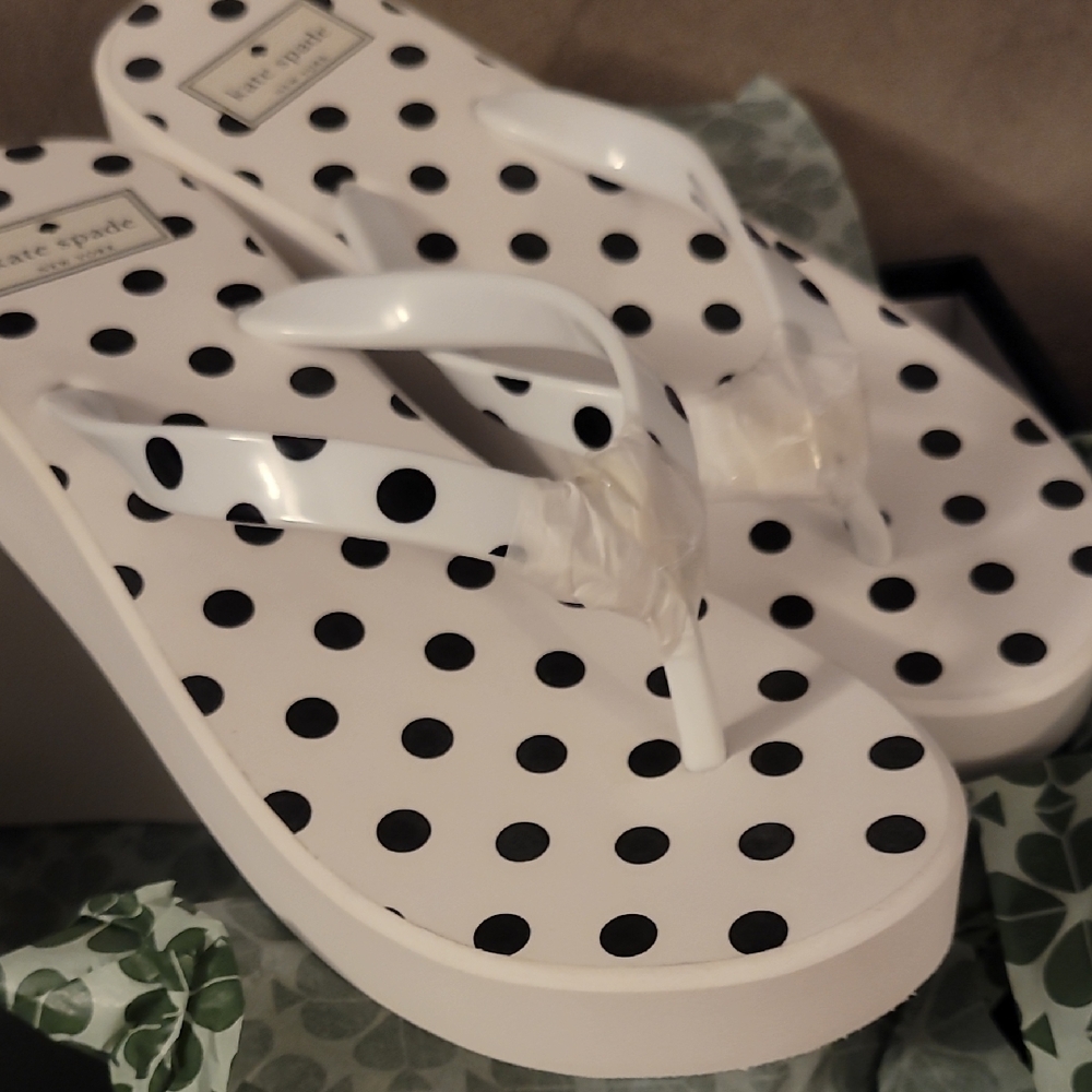 Kate Spade Polka Dot Flip Flops - Picture 4 of 5